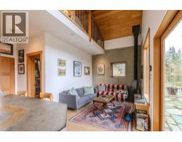 1572 Mountain Road, Gibsons, BC V0N1V2 Photo 26