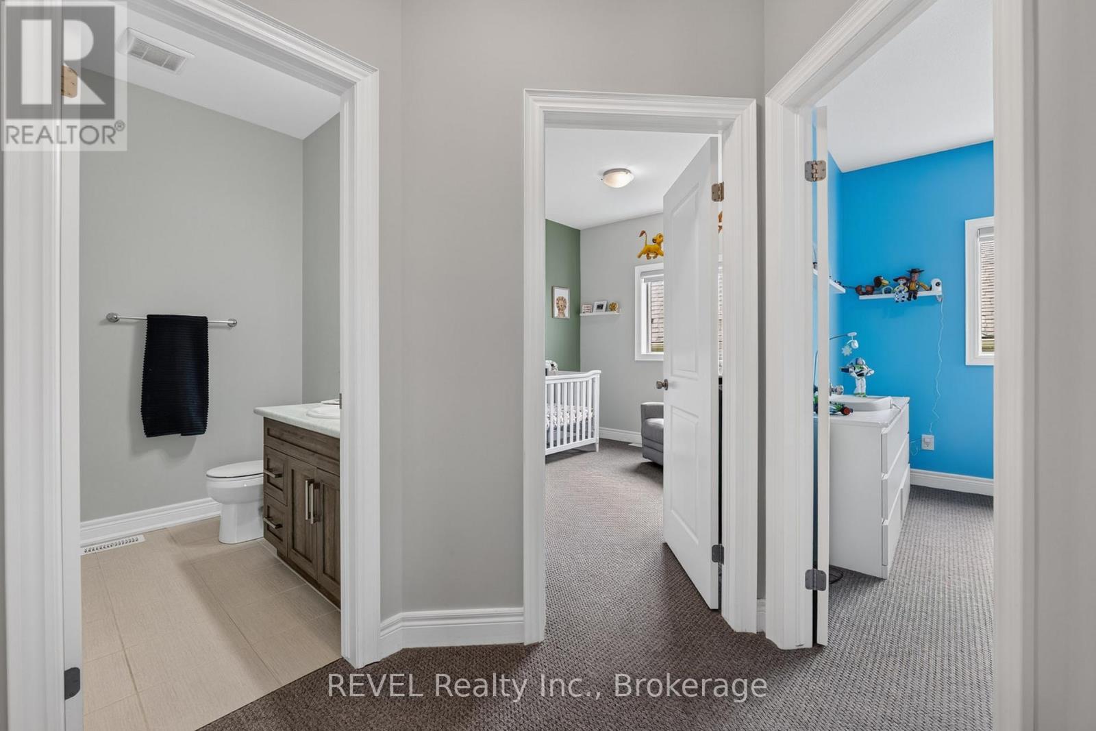 881 BURWELL STREET - 11
