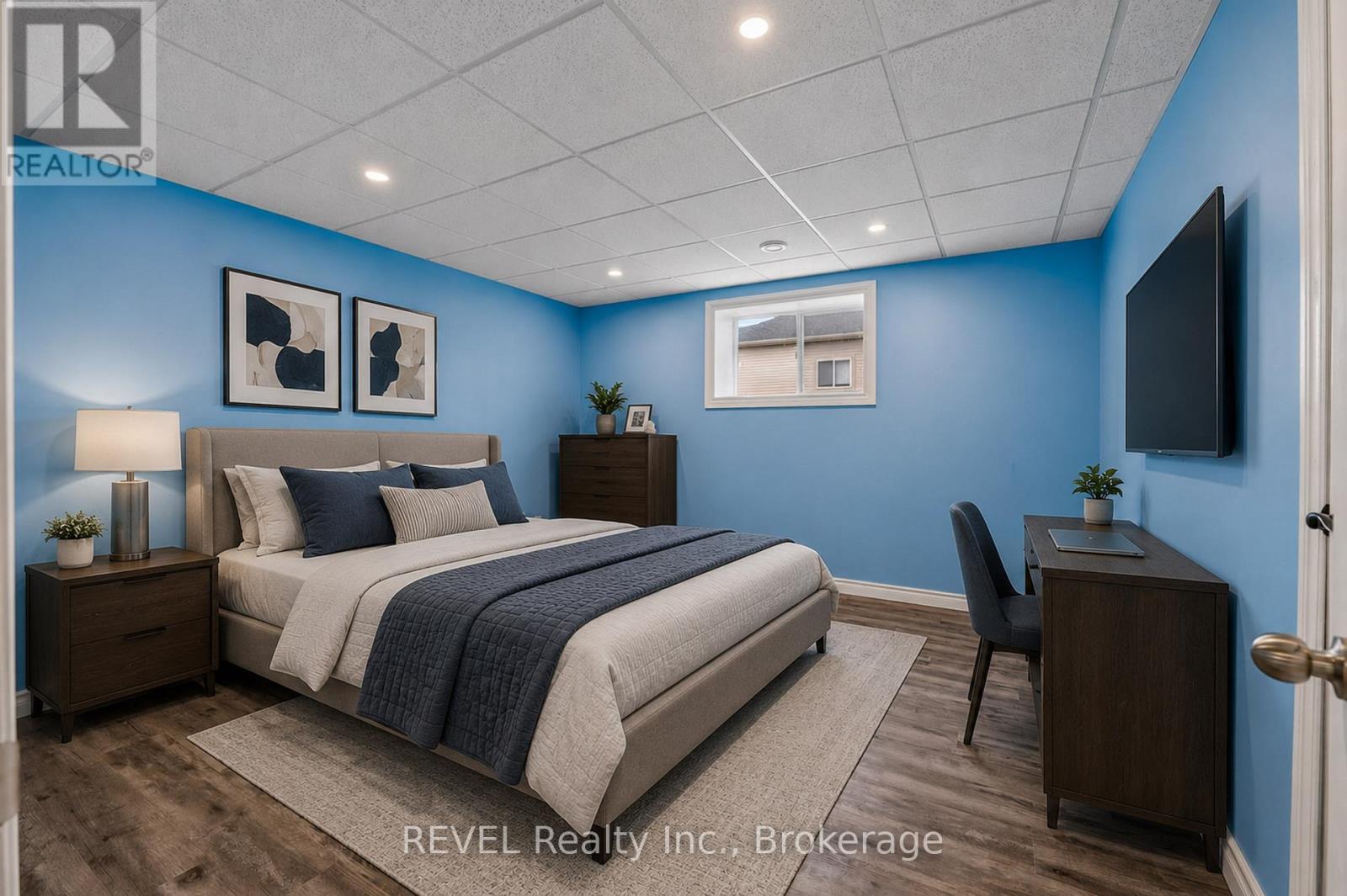 881 BURWELL STREET - 23