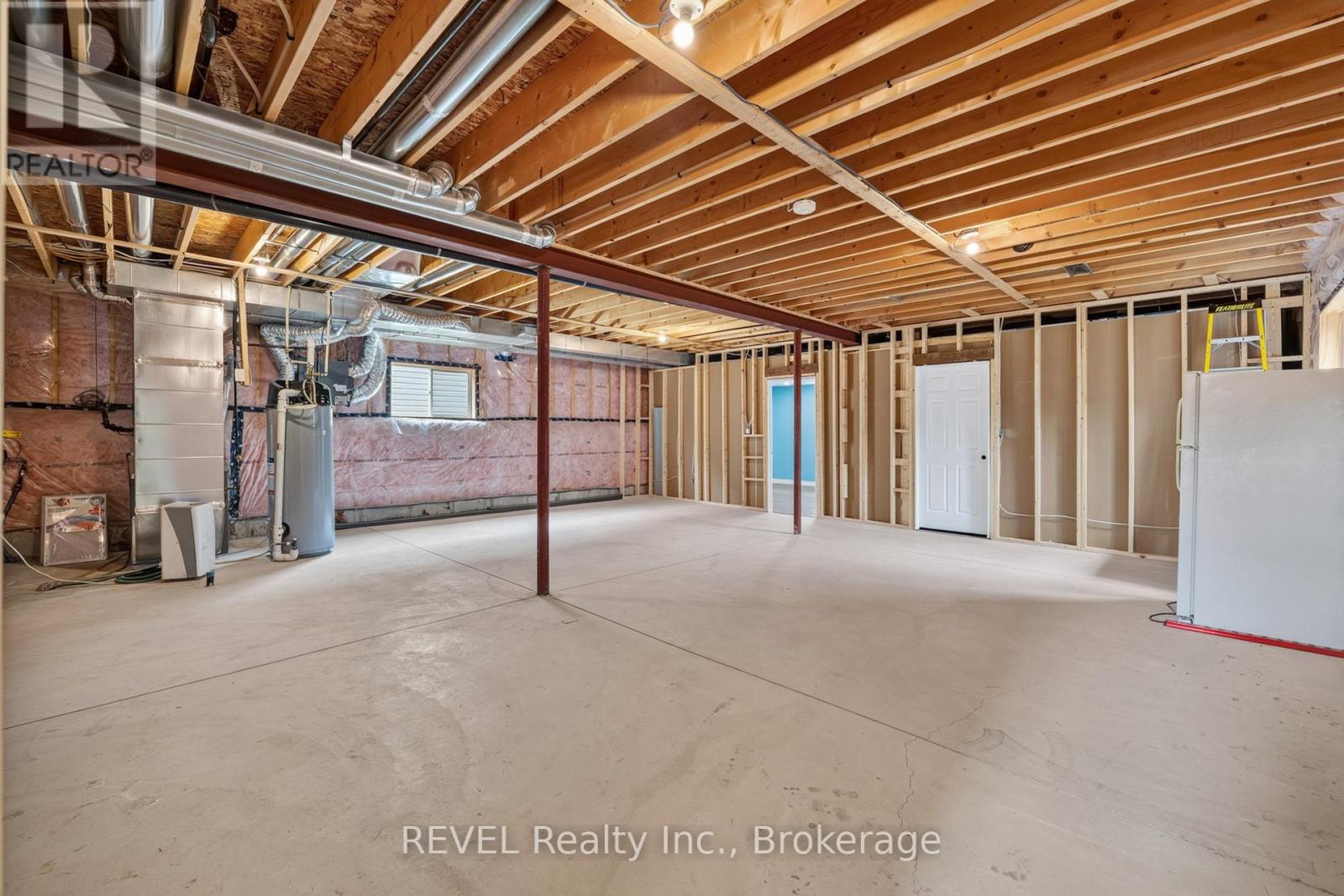 881 BURWELL STREET - 24
