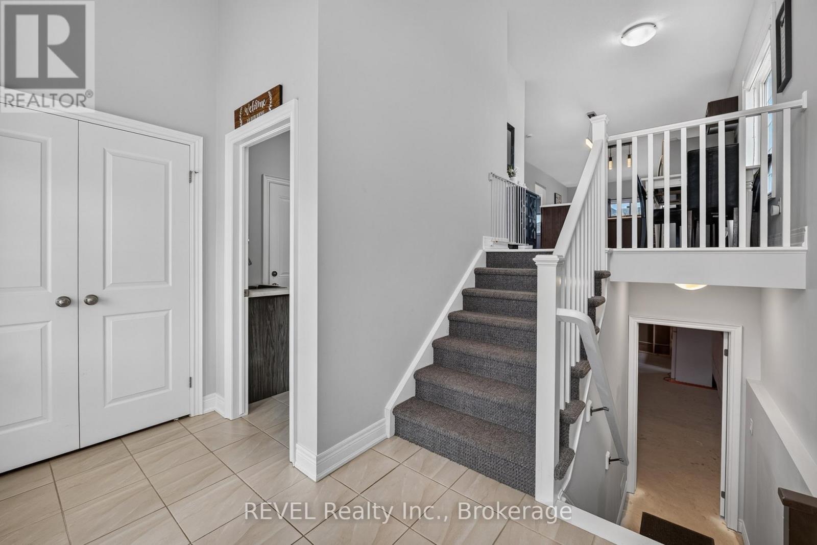 881 BURWELL STREET - 3