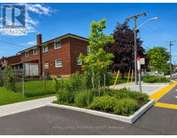 Bedroom 3 - 67 Stilecroft Drive, Toronto, ON M3J1A8 Photo 7