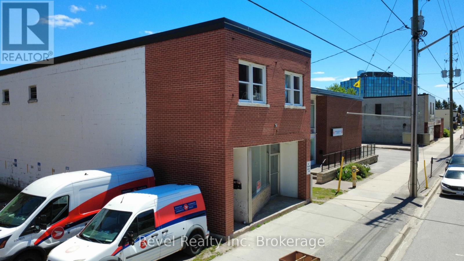 126 MCINTYRE STREET E, North Bay (Central) — photo 3