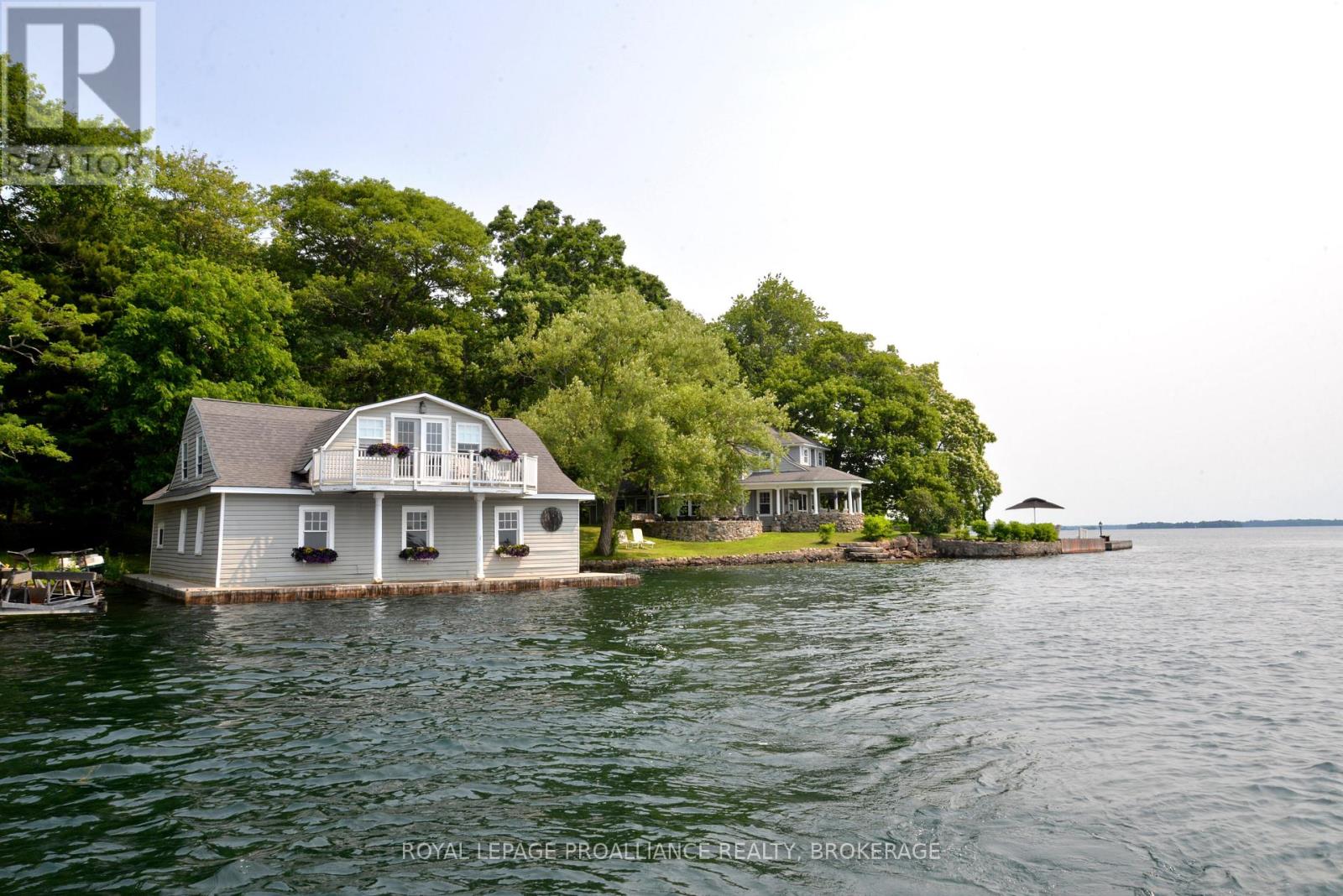 121 TREMONT PARK ISLAND - 45