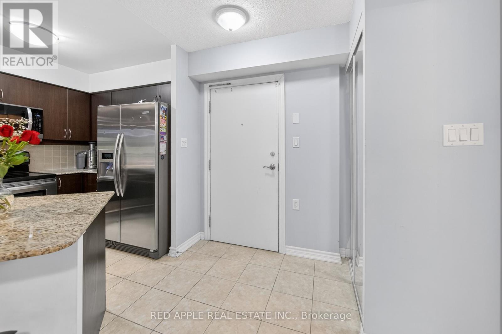#204 872 SHEPPARD AVENUE W - 12