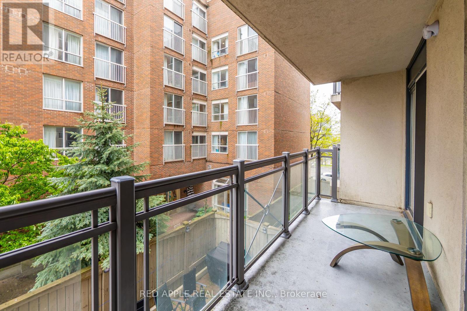 #204 872 SHEPPARD AVENUE W - 29