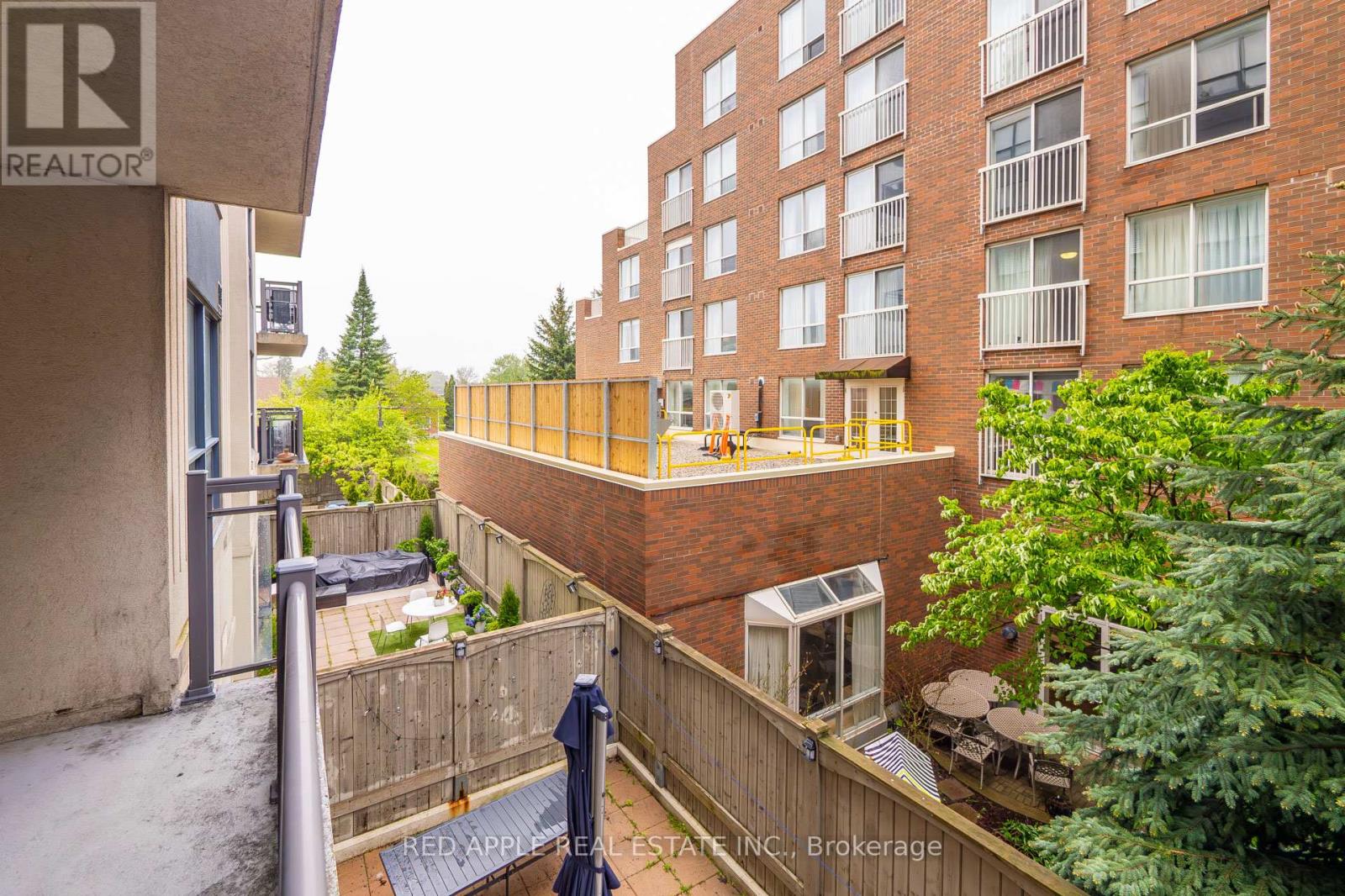 #204 872 SHEPPARD AVENUE W - 33