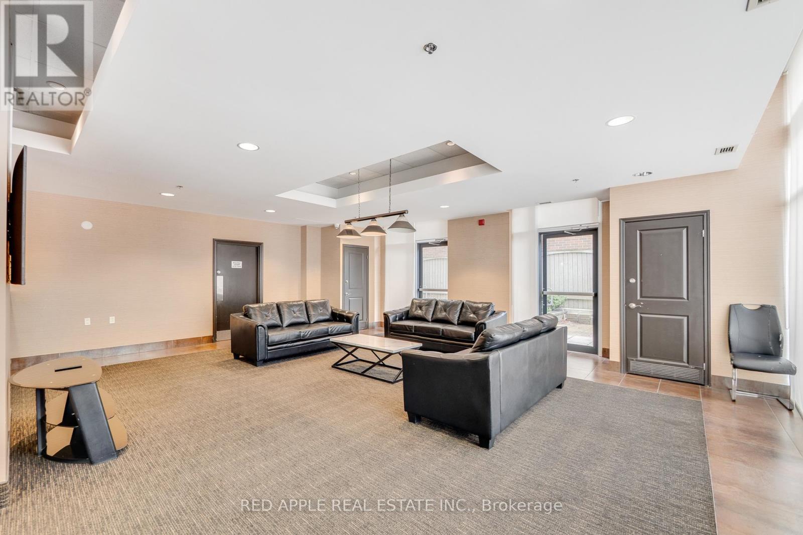 #204 872 SHEPPARD AVENUE W - 35