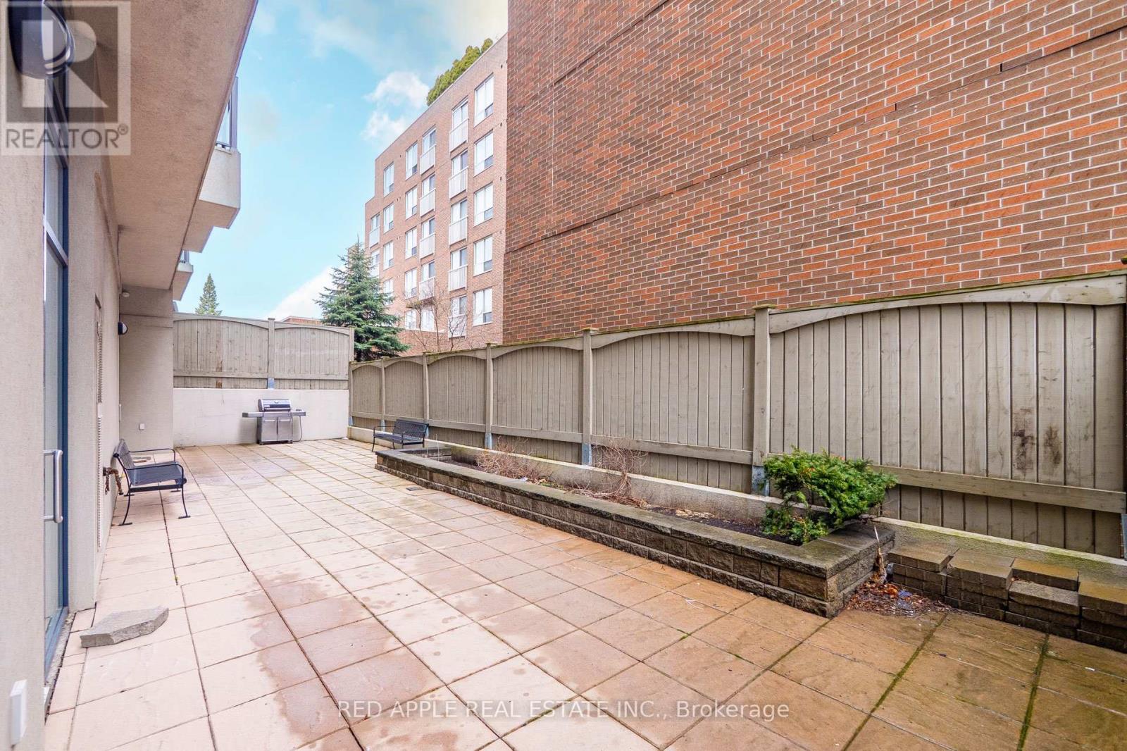 #204 872 SHEPPARD AVENUE W - 38