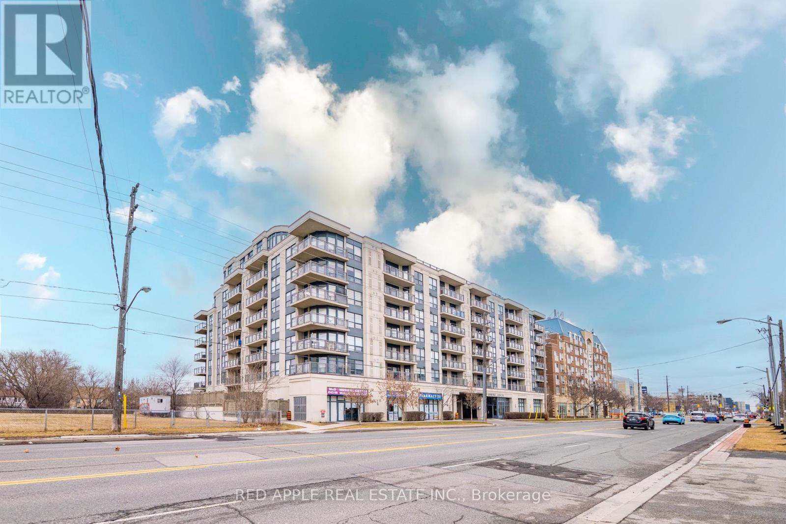 #204 872 SHEPPARD AVENUE W - 4