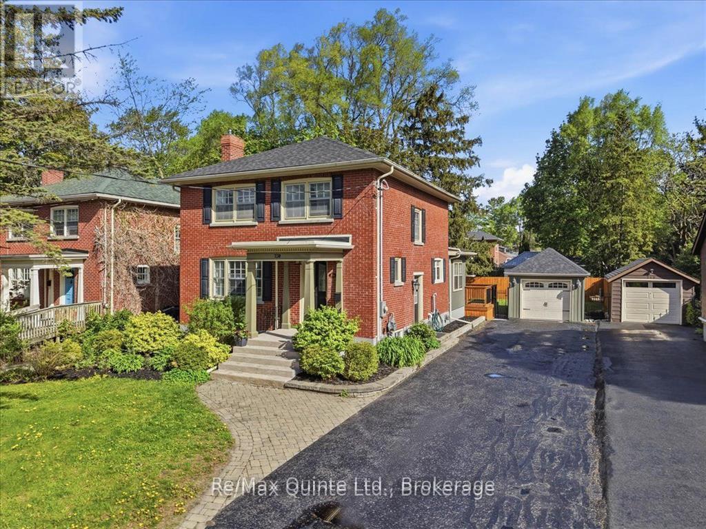 238 VICTORIA AVENUE - 2