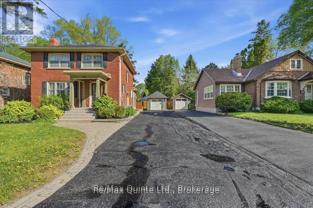 238 VICTORIA AVENUE - 3