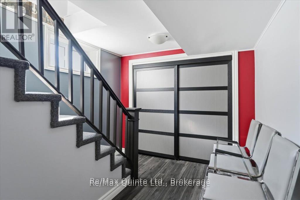 238 VICTORIA AVENUE - 41