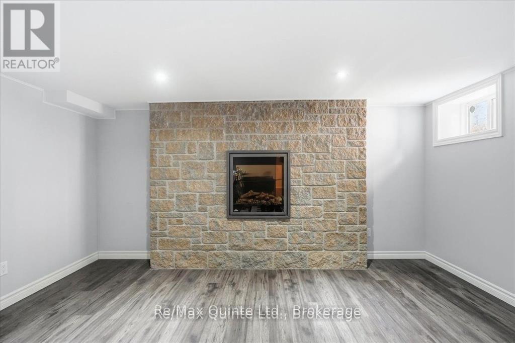 238 VICTORIA AVENUE - 42