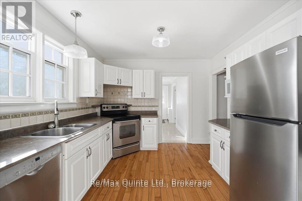 238 VICTORIA AVENUE - 9