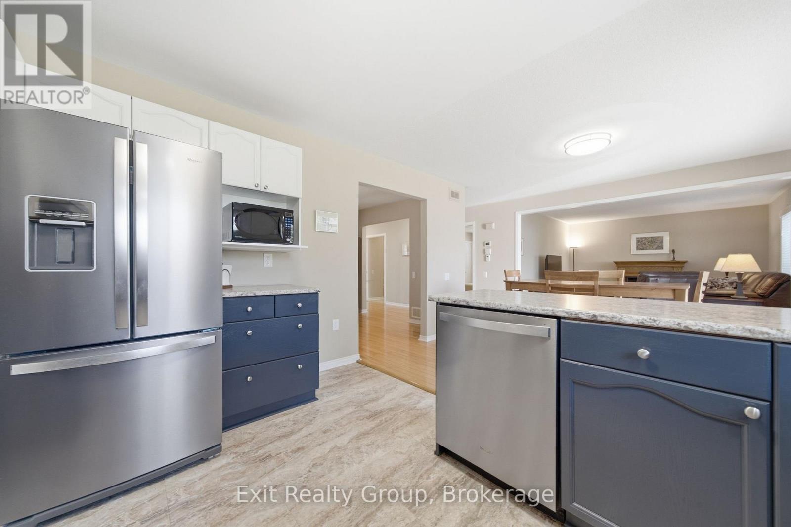 45 HERITAGE DRIVE - 16