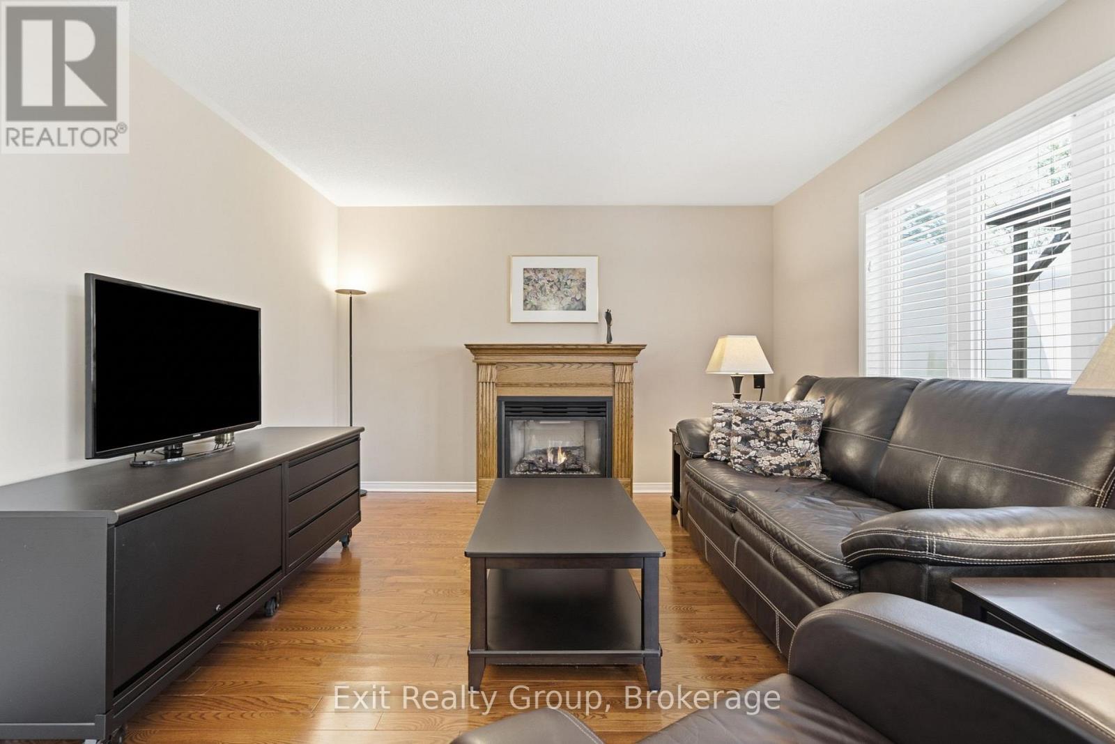 45 HERITAGE DRIVE - 19