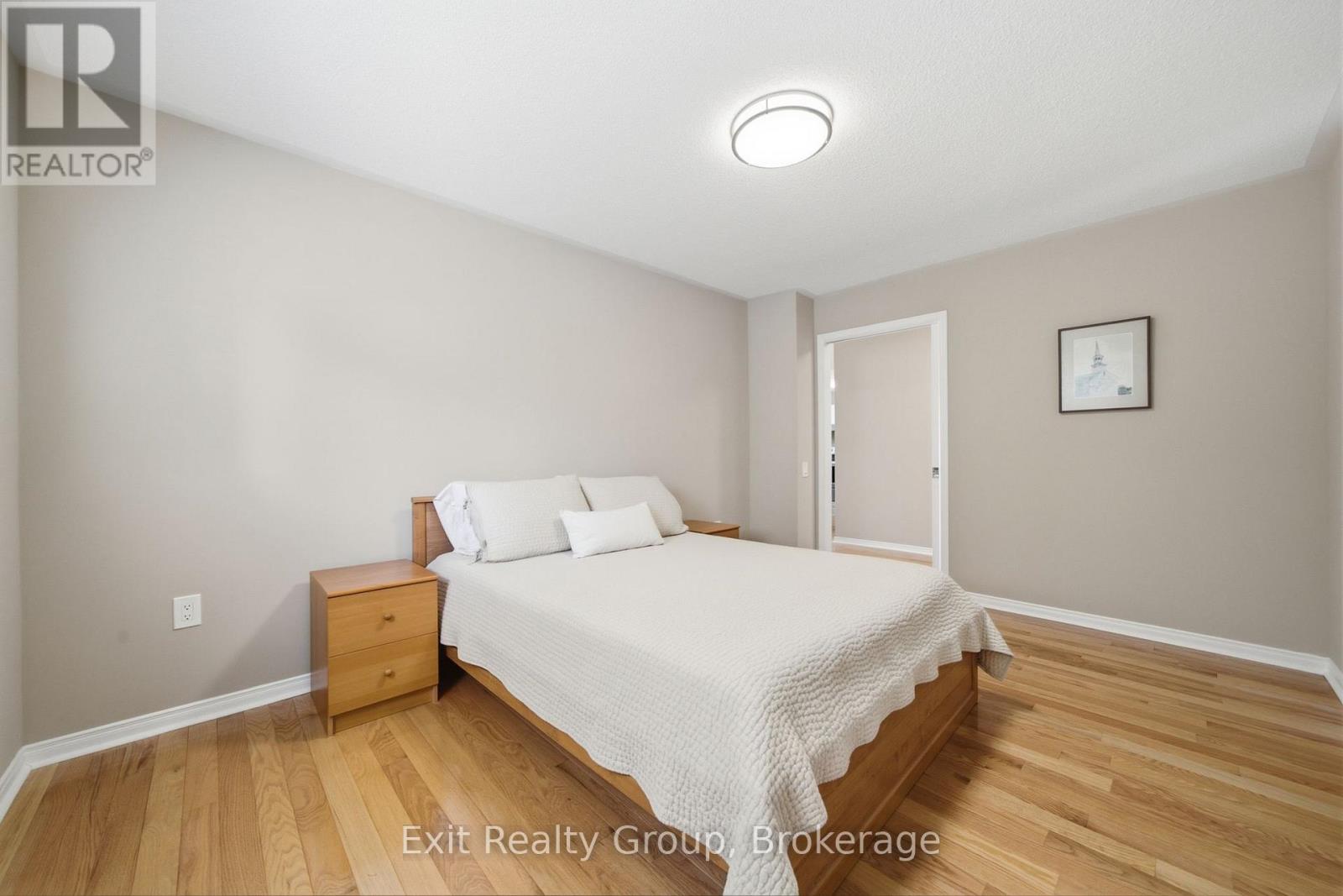 45 HERITAGE DRIVE - Image 32