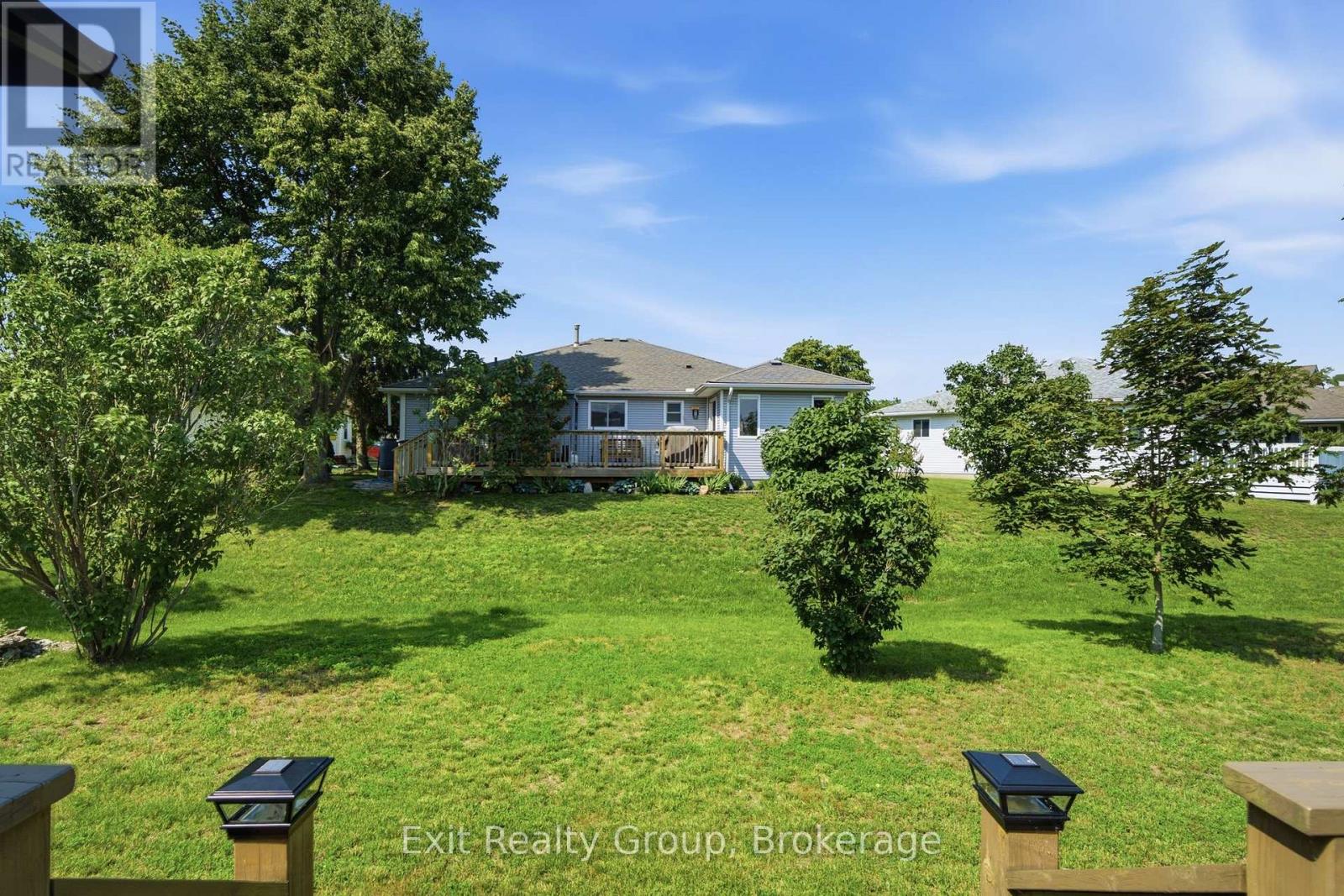45 HERITAGE DRIVE - 40