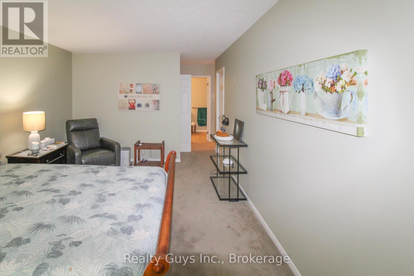 #226 B 1099 CLONSILLA AVENUE - 28