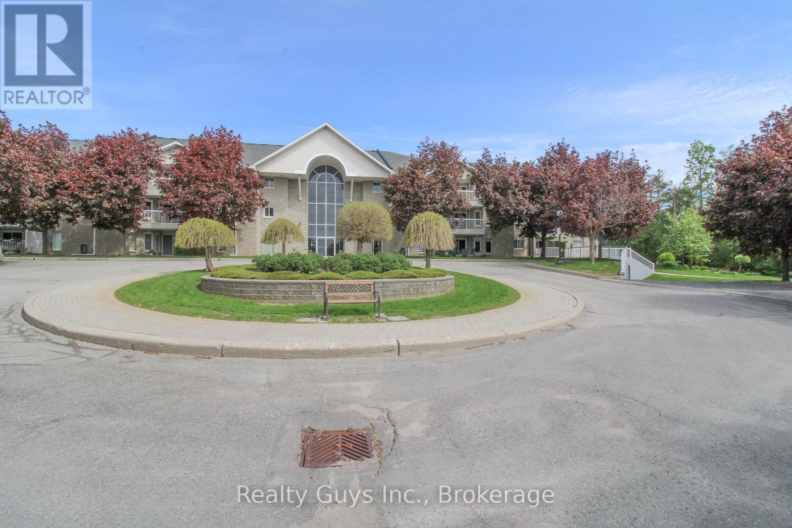 #226 B 1099 CLONSILLA AVENUE - 3