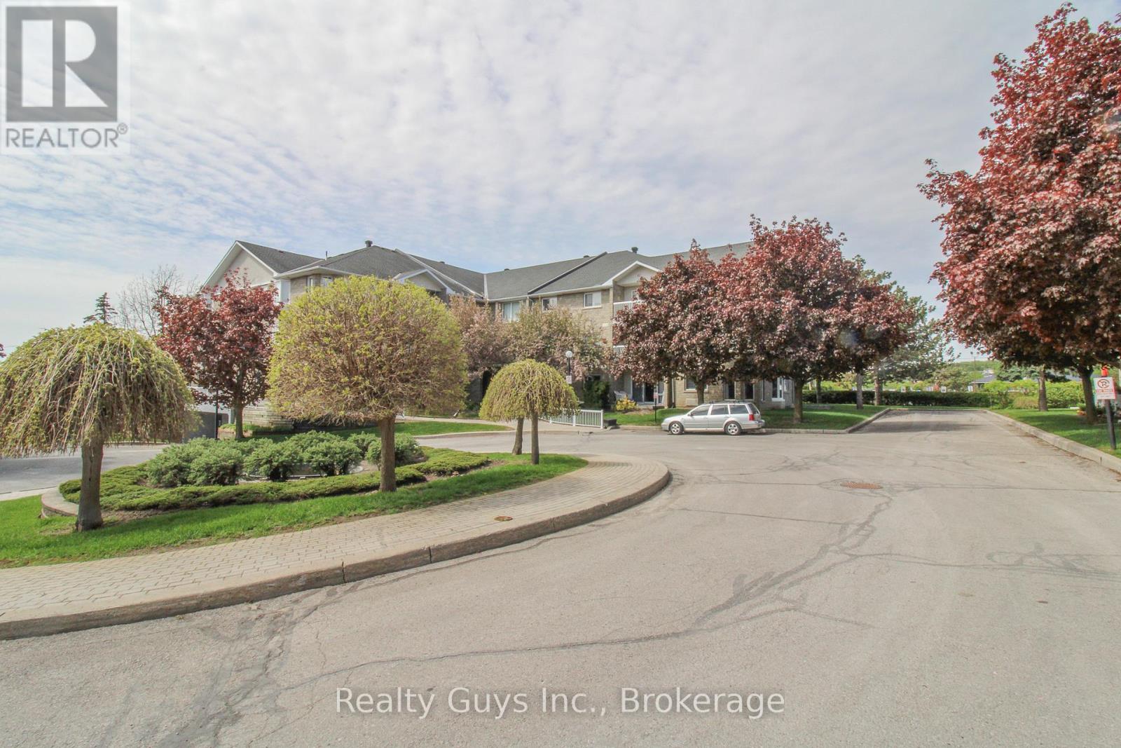 #226 B 1099 CLONSILLA AVENUE - 4