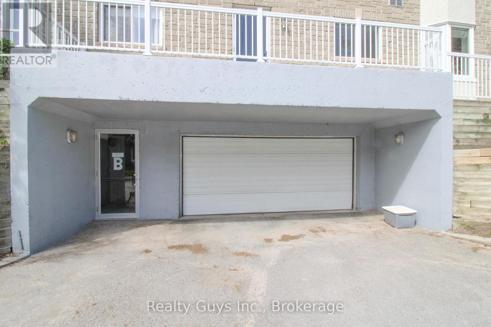 #226 B 1099 CLONSILLA AVENUE - 6