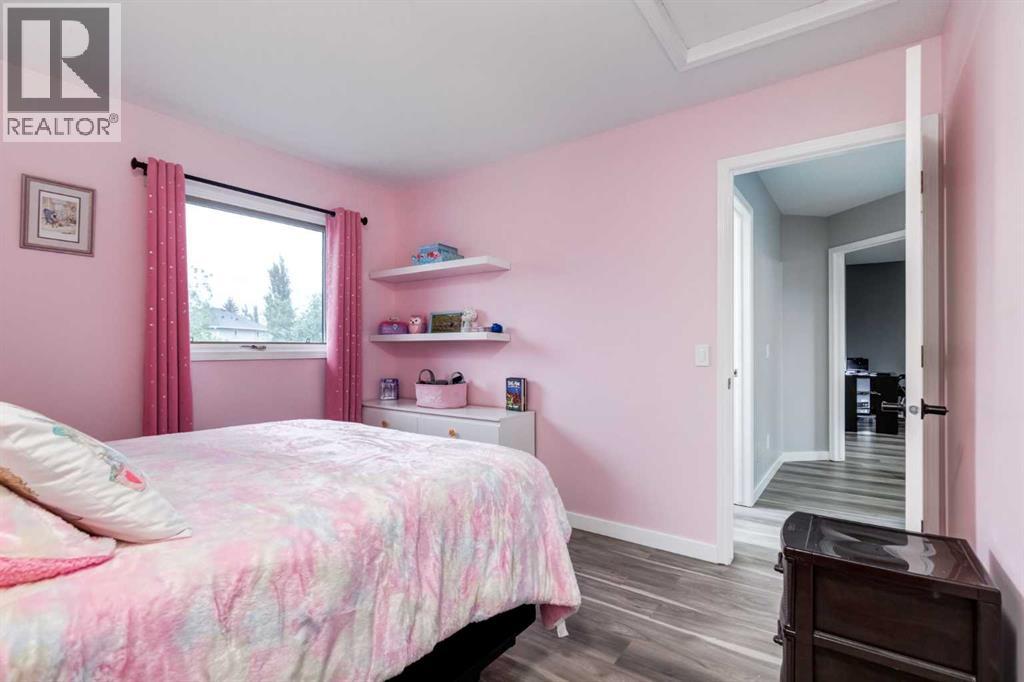 109 Shawbrooke Close SW - 23
