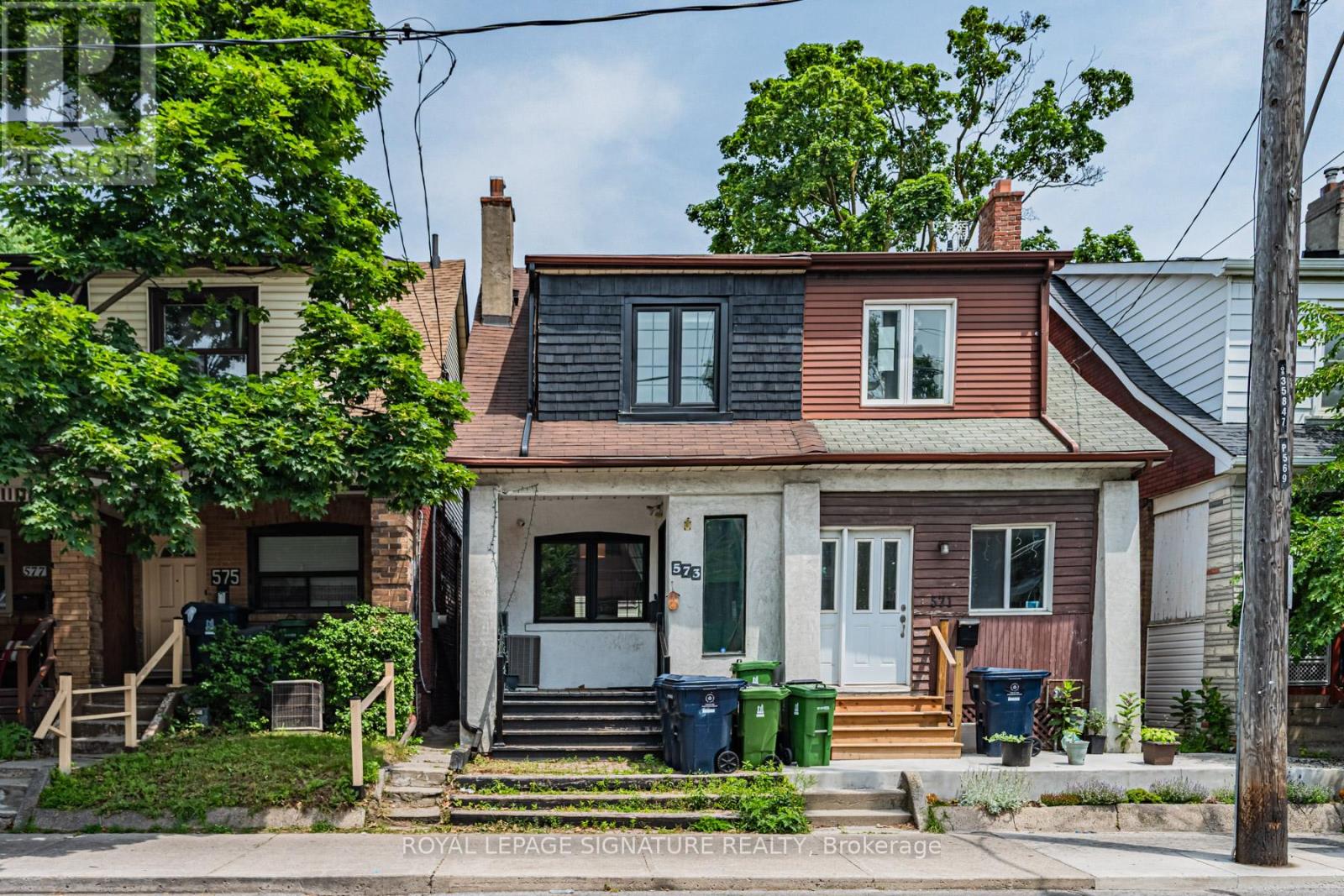 Photo of 573 Coxwell Avenue