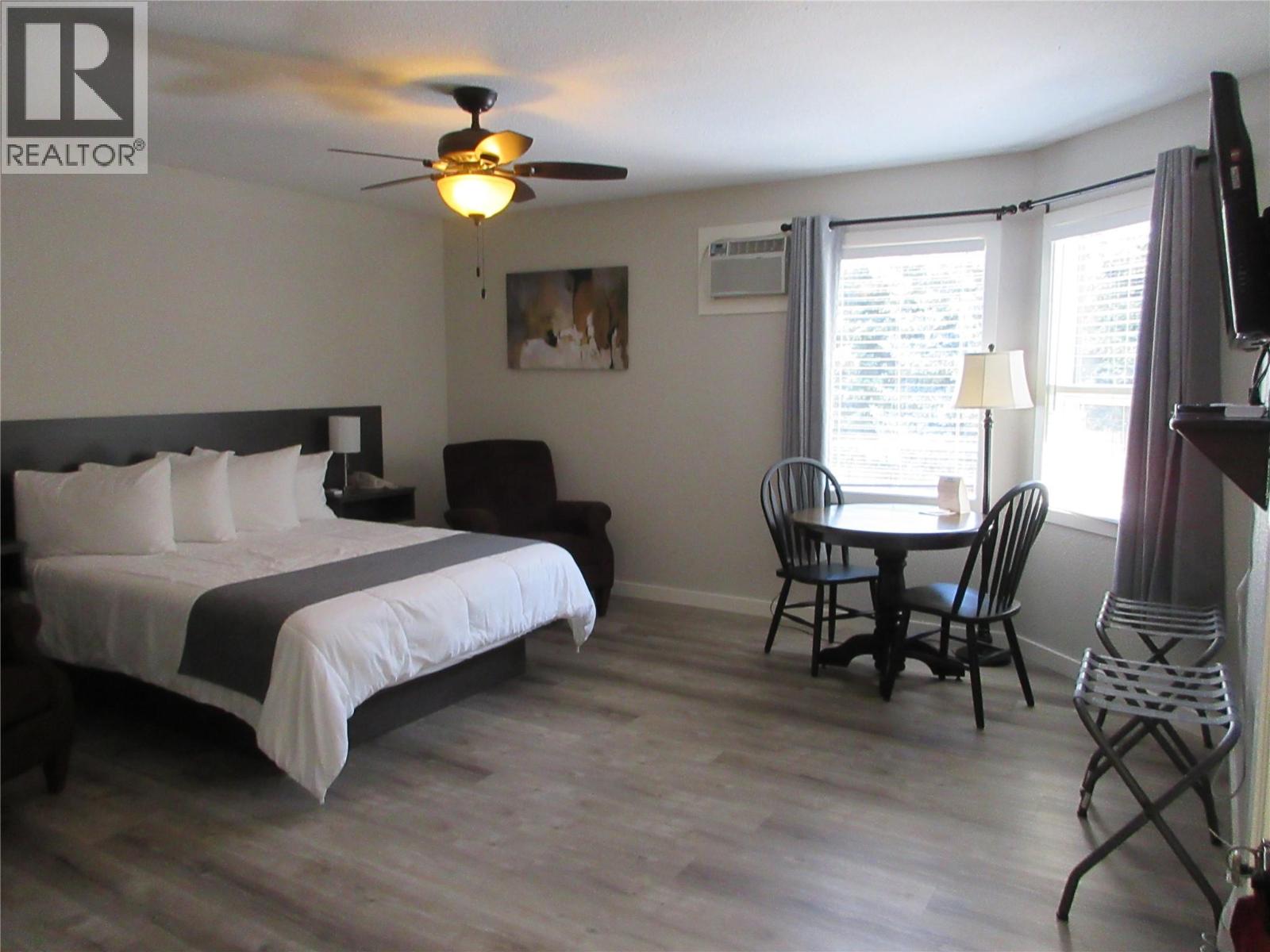 #1621 415 Commonwealth Road - 10