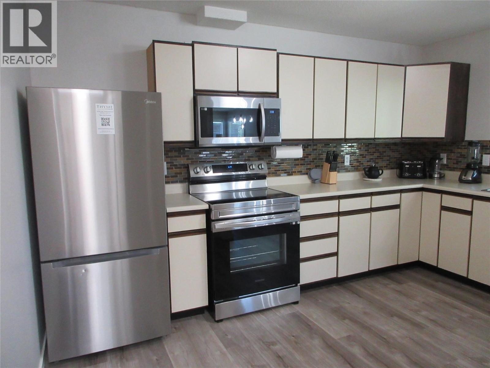 #1621 415 Commonwealth Road - 5