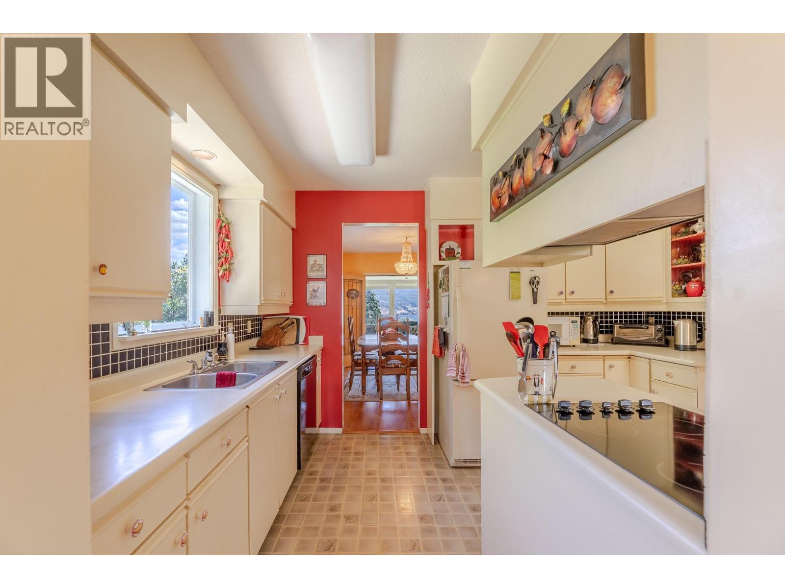 7508 Switchback Road - 6