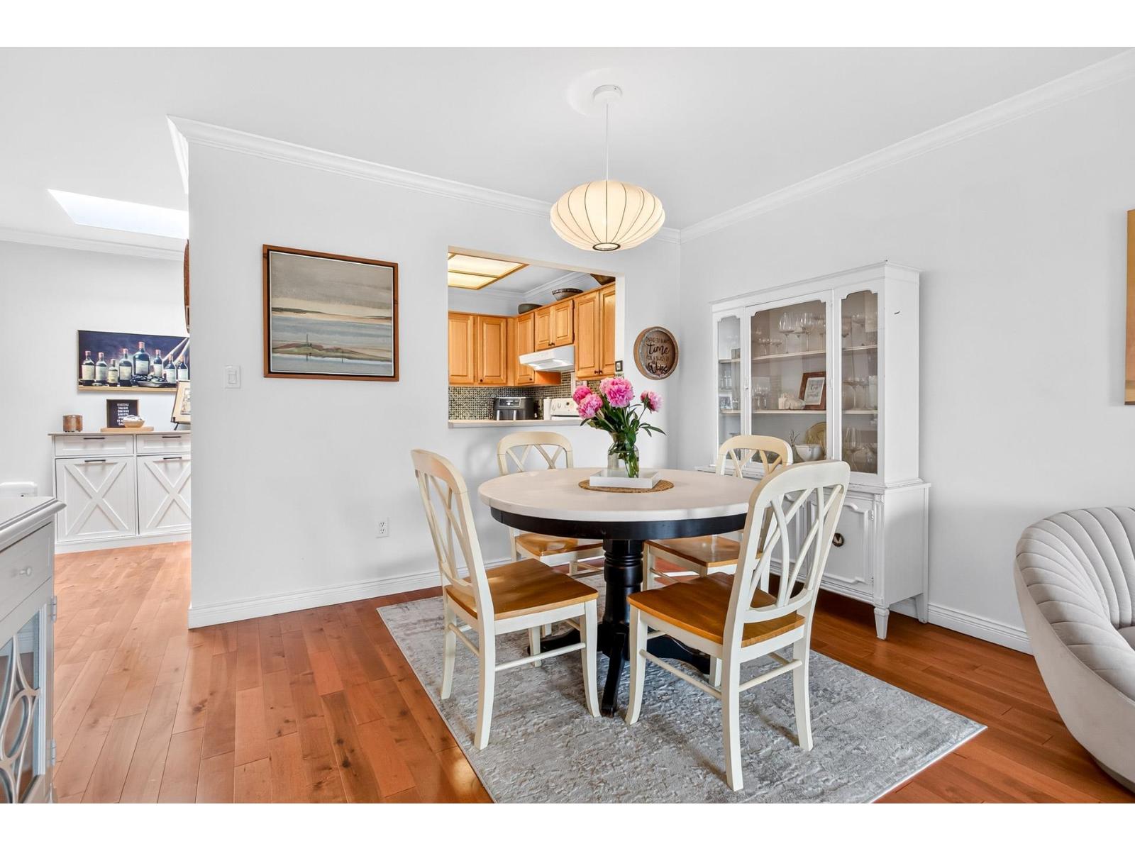 303 1500 MERKLIN STREET, White Rock