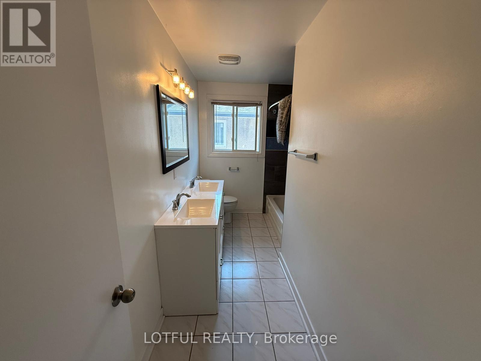 3 Bed, 1 Bath Multi-Family for Rent in Ottawa – A – 2647 PRISCILLA STREET, Ottawa – MLS# X13528980 - Image 9