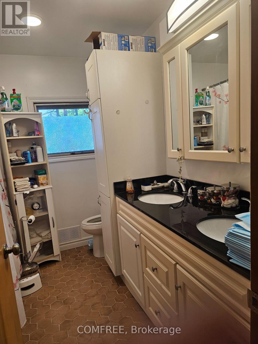 6 SULLIVAN STREET - 8