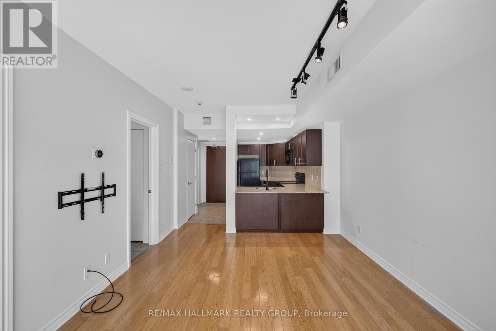 #1509 234 RIDEAU STREET - 11