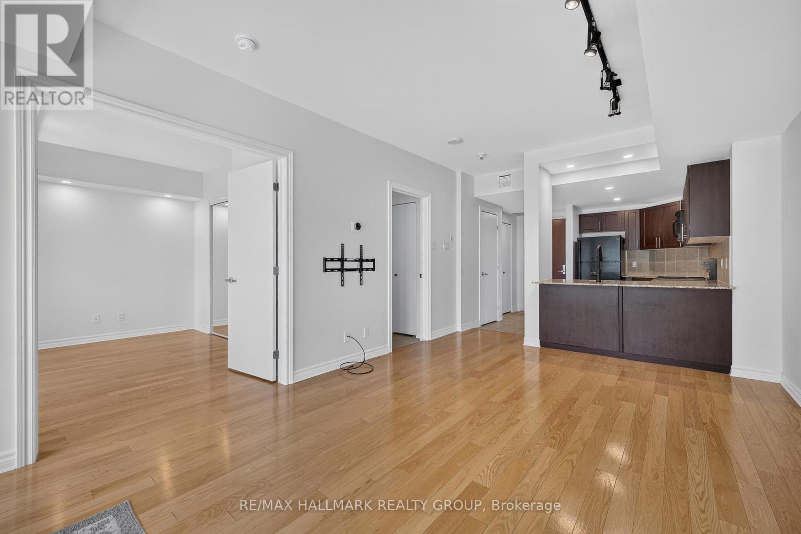 #1509 234 RIDEAU STREET - 12