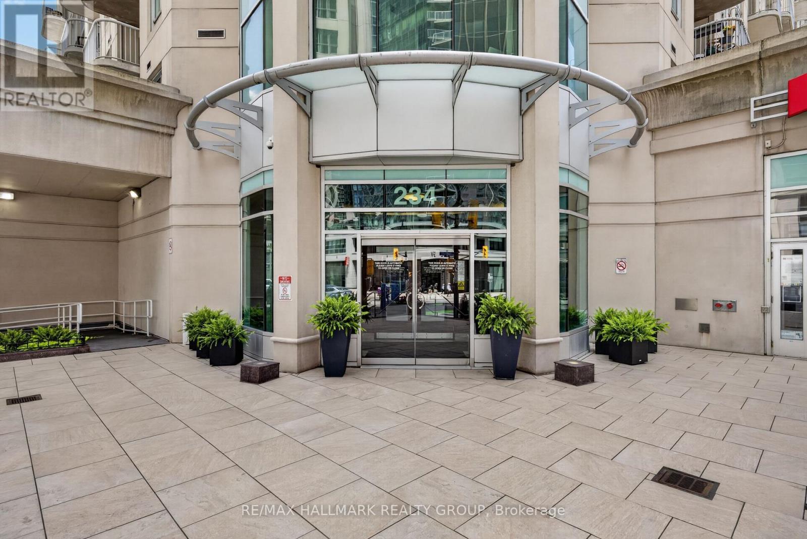 #1509 234 RIDEAU STREET - 2