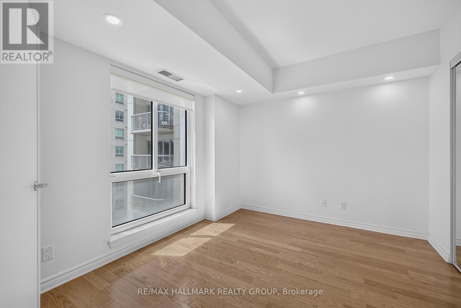 #1509 234 RIDEAU STREET - 27