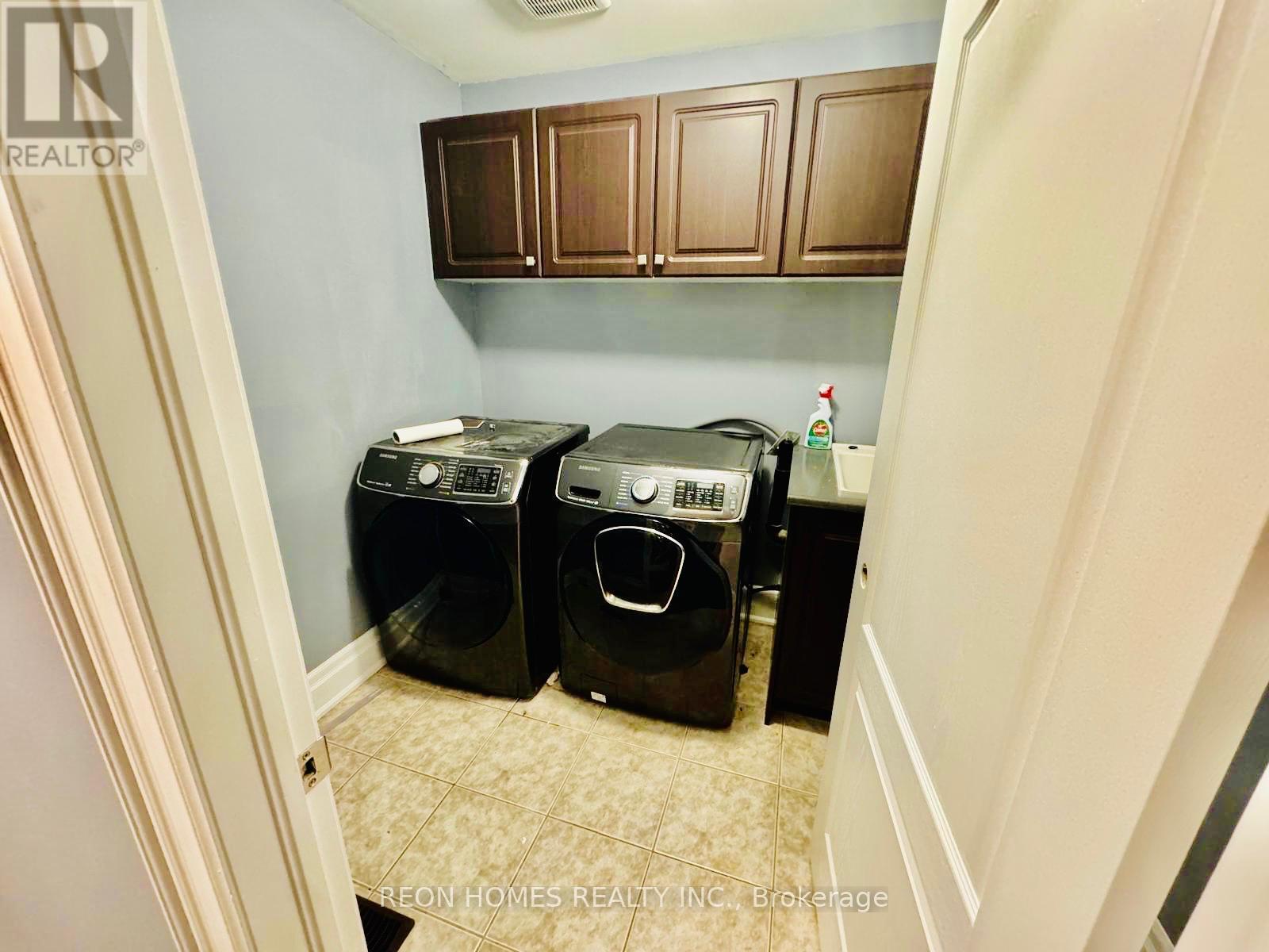98 DECAROLIS CRESCENT - 6