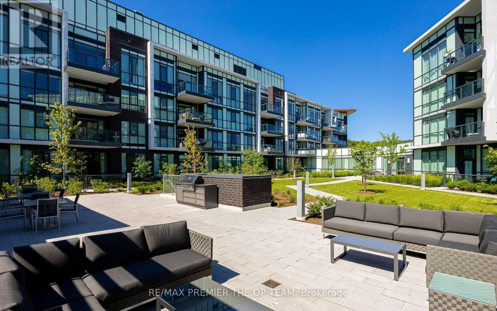 #321 415 SEA RAY AVENUE - 3