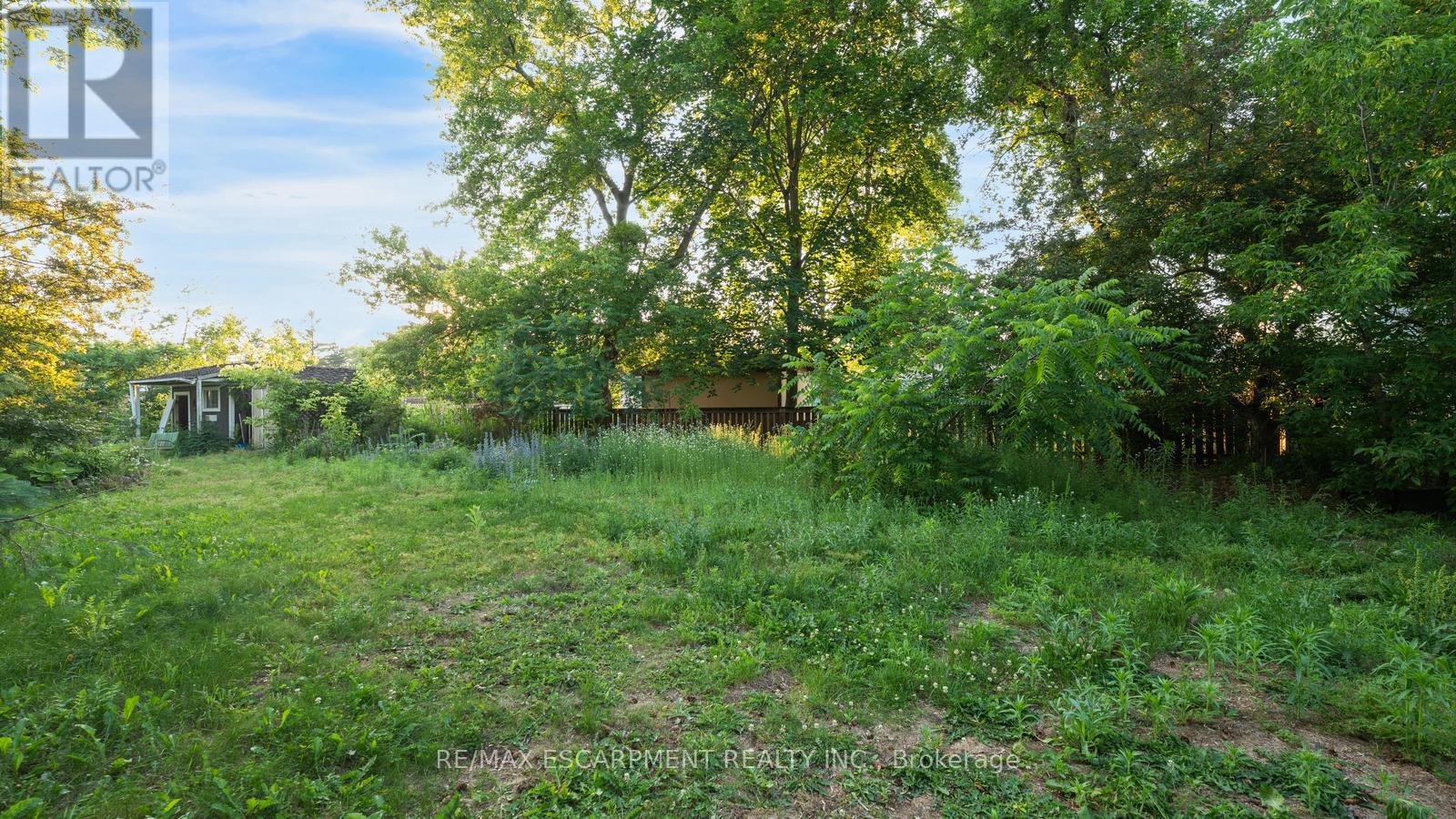 51 RIVER DRIVE - 39