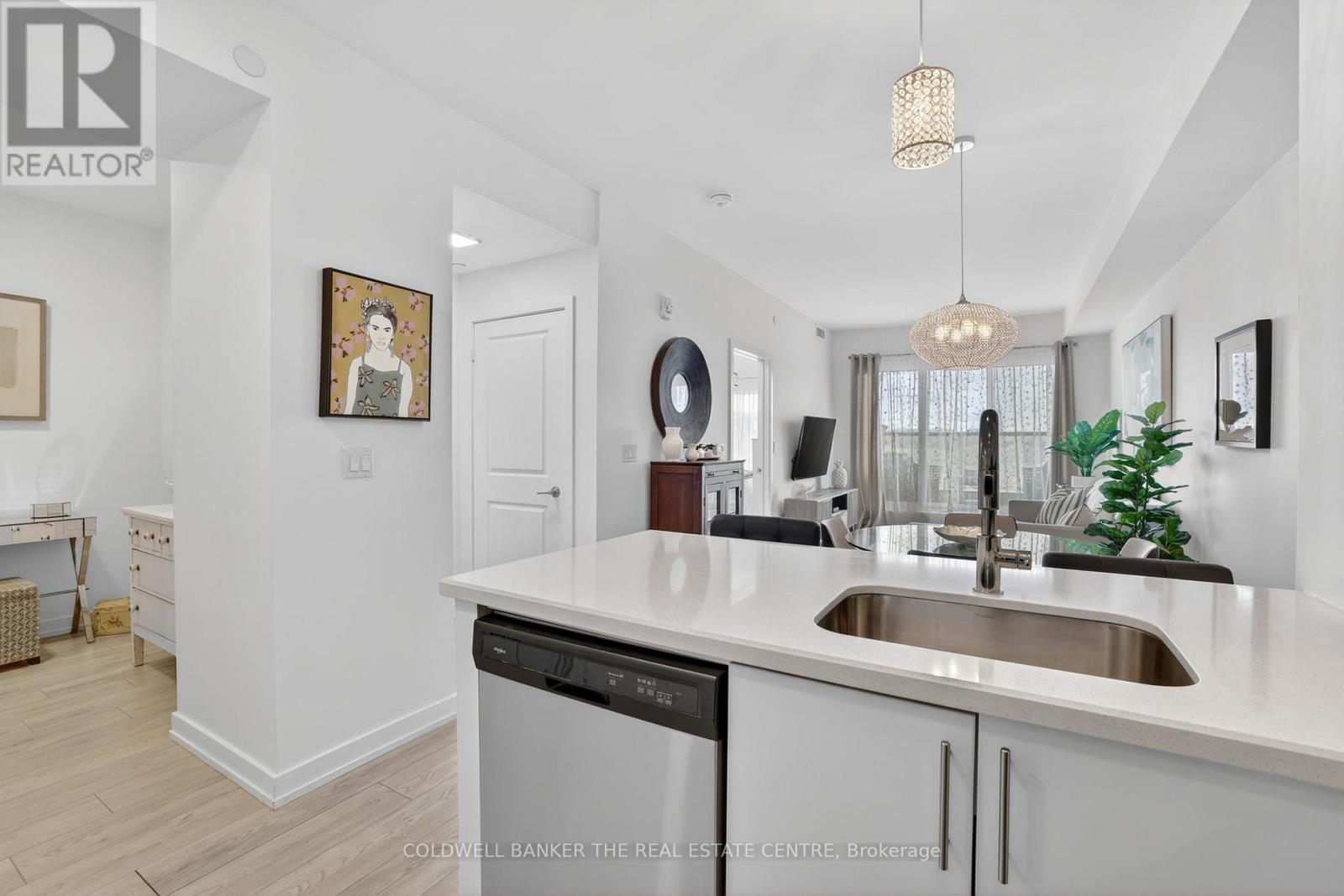 #246 555 WILLIAM GRAHAM DRIVE - 10