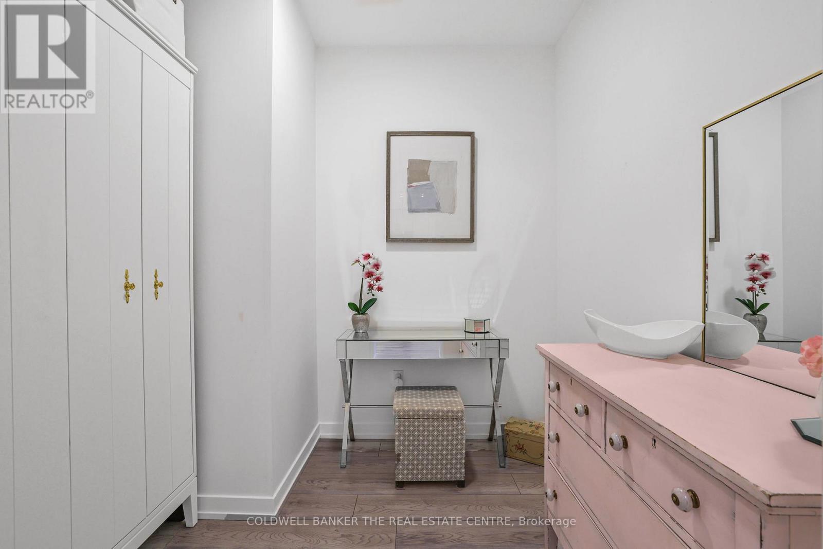 #246 555 WILLIAM GRAHAM DRIVE - 11