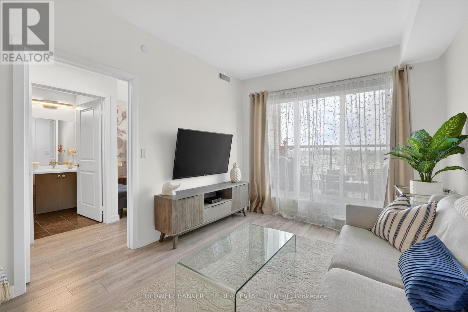 #246 555 WILLIAM GRAHAM DRIVE - 16