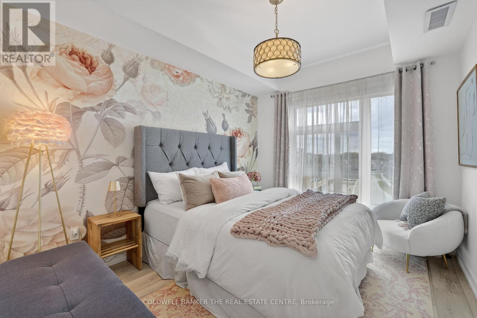 #246 555 WILLIAM GRAHAM DRIVE - 20