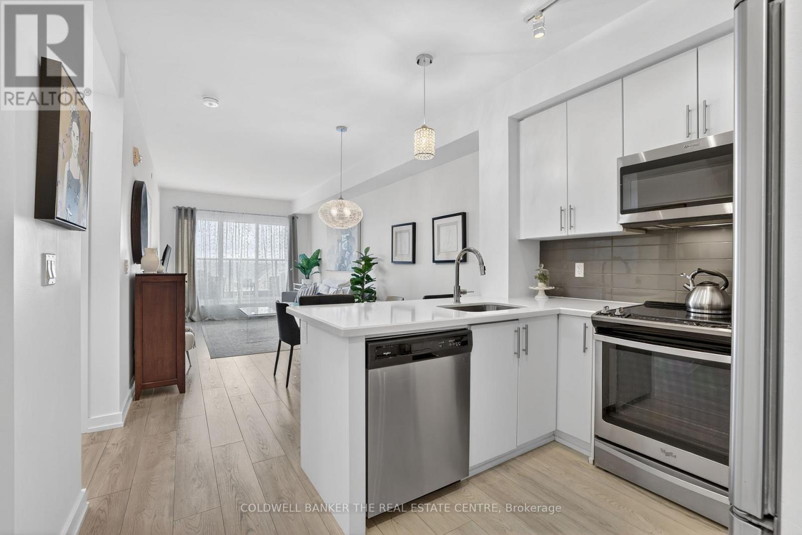 #246 555 WILLIAM GRAHAM DRIVE - 7