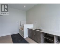 246 - 555 William Graham Drive, Aurora, ON L4G3H9 Photo 25
