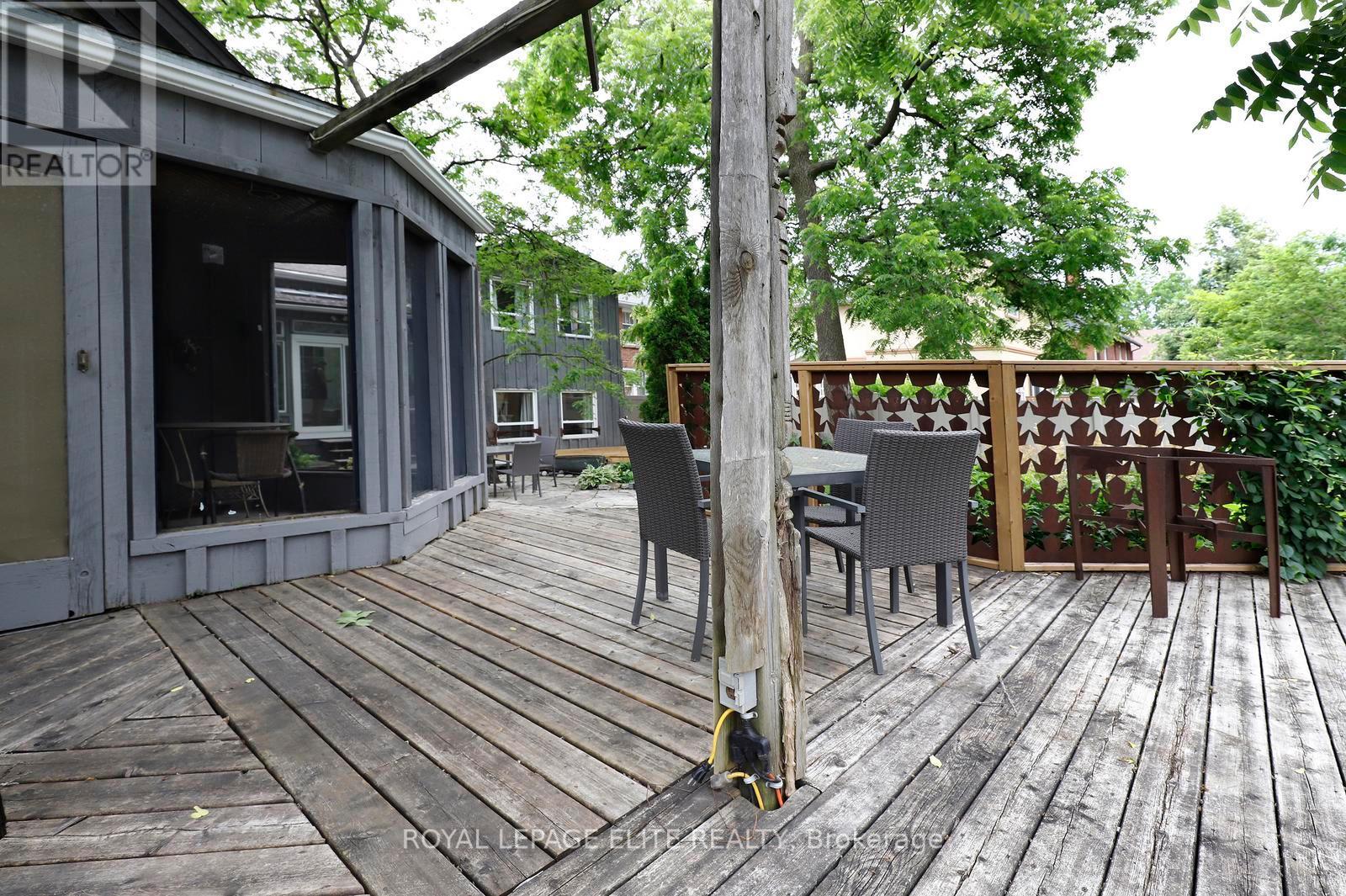 174 OWEN STREET - 46