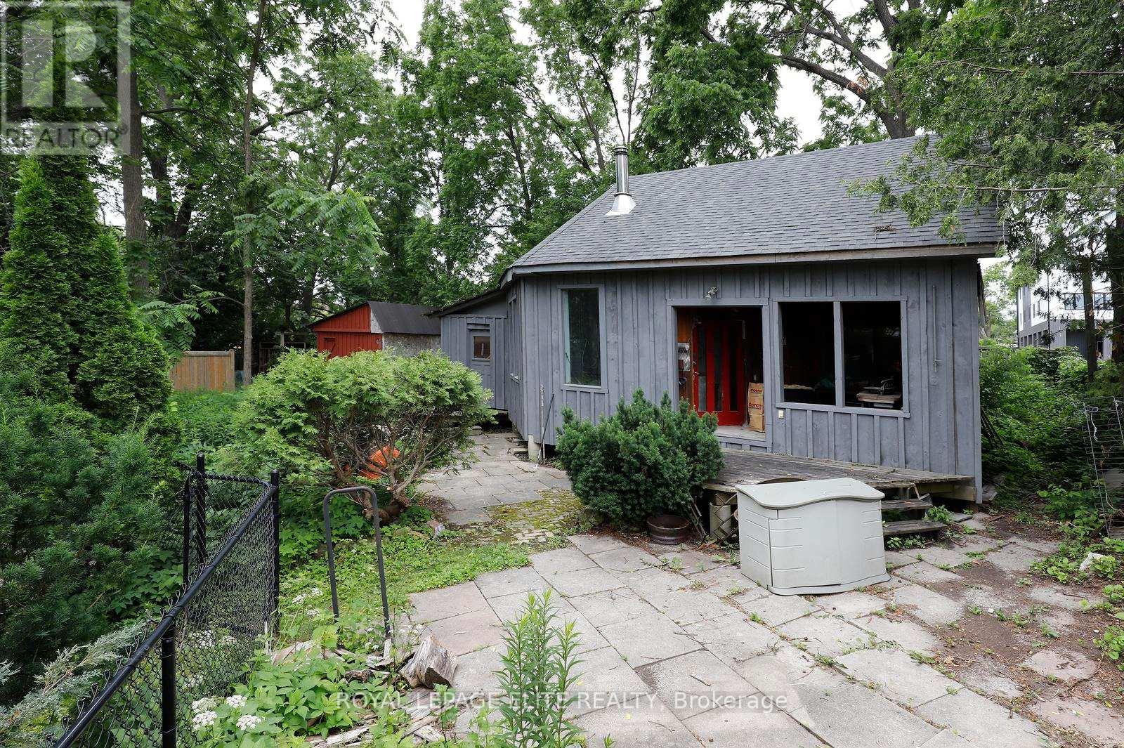 174 OWEN STREET - 48